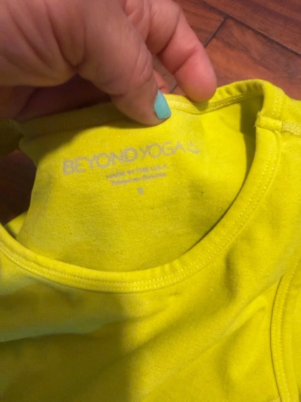 Beyond Yoga set,  Neon Yellow Scoop Neck Tank and leggings - Picture 9 of 9